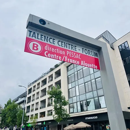 Lejlighed Le Jeannot Avec Parking Prive A Proche Bordeaux Centre Talence